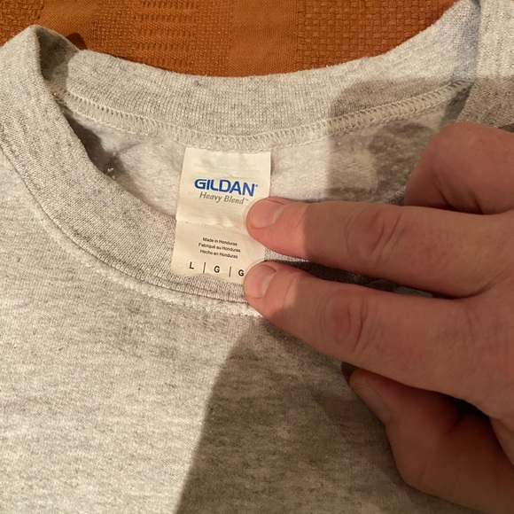 Pearl Harbour Gift Shop “tattoo” crewneck sweater - Picture 3 of 3